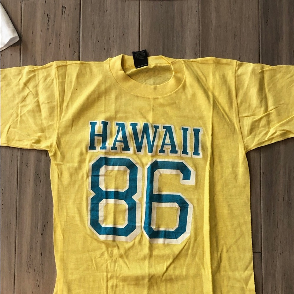 86 Hawaii shirt never worn